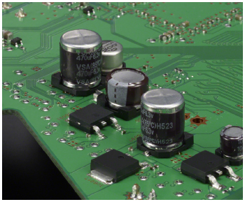 新開発「高音質表面実装コンデンサー」を採用したDAC電源部